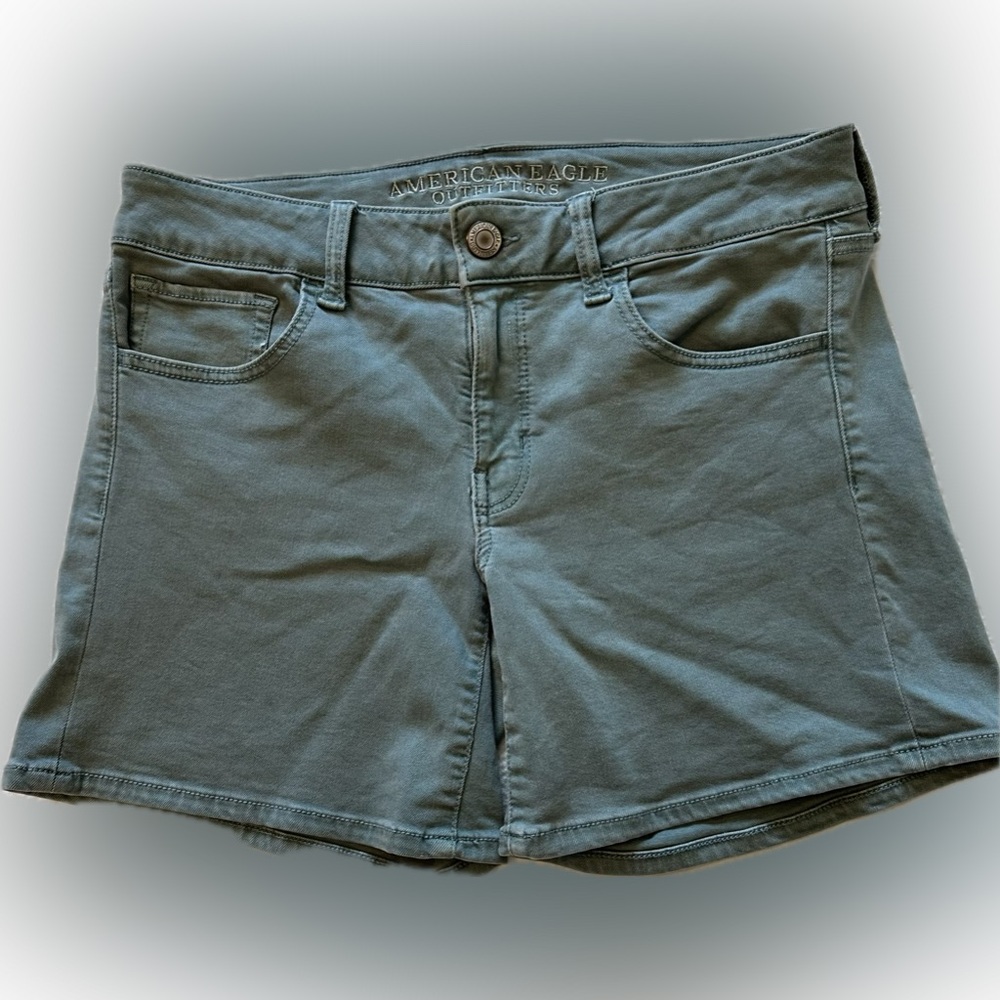 American Eagle Shorts sz. 10 Dusty Teal Midi Twill Super Stretch Casual Denim
